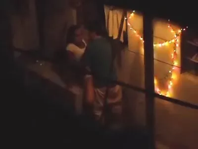 Sânii cam sex gay porn mari țâșnesc