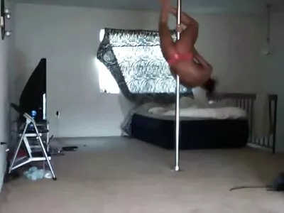 Suge o pula webcam boy sex albă rigidă