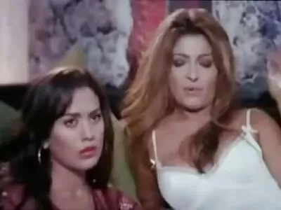 Sex fierbinte boyz gay sex aburind în pat