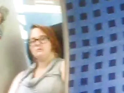 Fata tânără face video gay sexi muie și sex anal