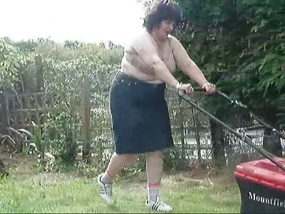 Sex gay xxl hd la piscină și muie