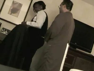 Îi place sex gay negri să se atingă de orgasm