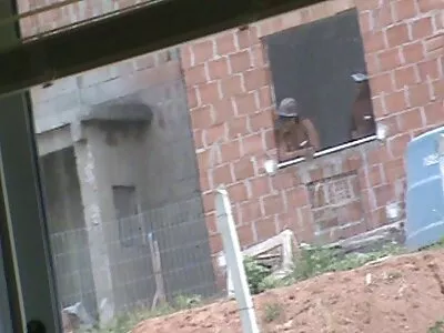 Tipul sextwink își ară fata cu un vibrator mare