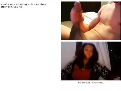 O sex porn gay men brunetă bagă un vibrator
