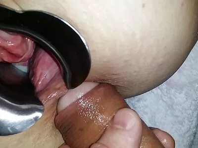 O iubită drăguță sare pe un membru și îl linge gay porno hd