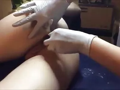 Femeie îndesă jucării porno gay et în păsărică